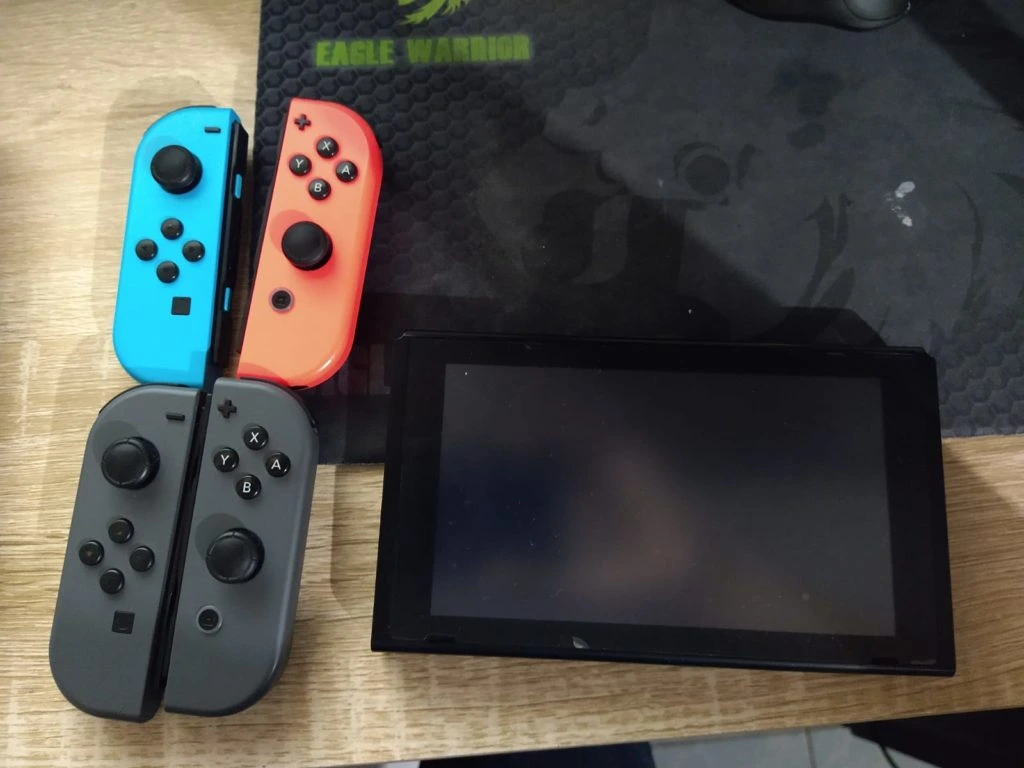 NIntendo Switch Joy Cons